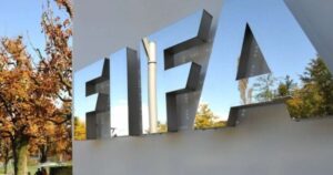Fifa afasta árbitro por acusação de agressão sexual: o que isso significa?