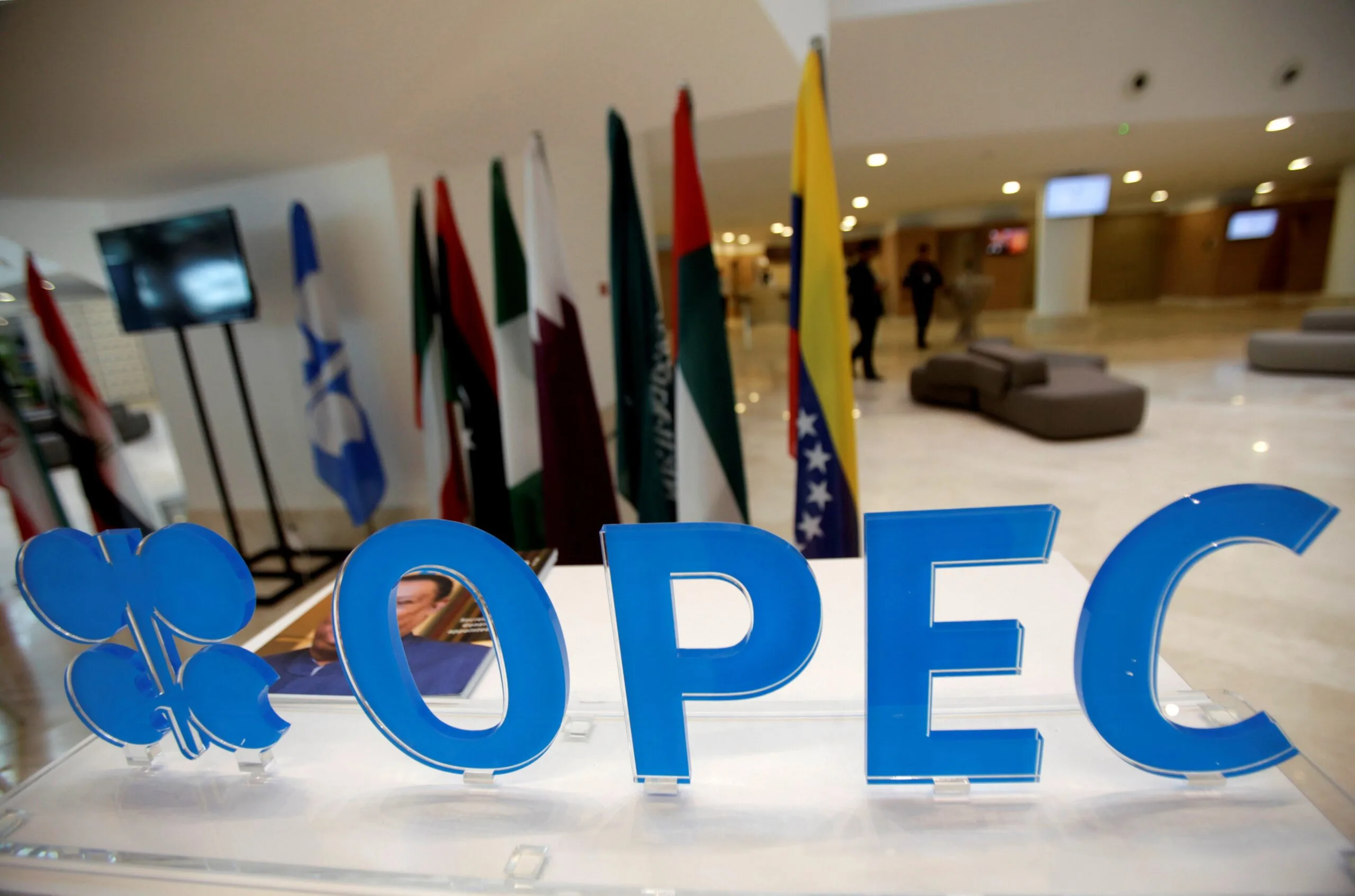 Saída dos Emirados Árabes da Opep: Impactos e Perspectivas