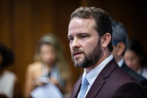 1-55199249110-8d099d956c-o