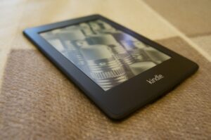 1-amazon-kindle-paperwhite