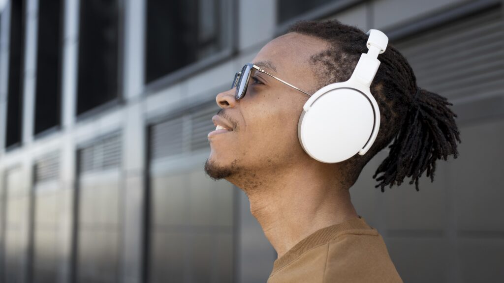 1-close-up-man-wearing-headphones