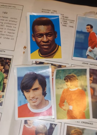 1-colecionador-compra-album-de-figurinhas-de-futebol