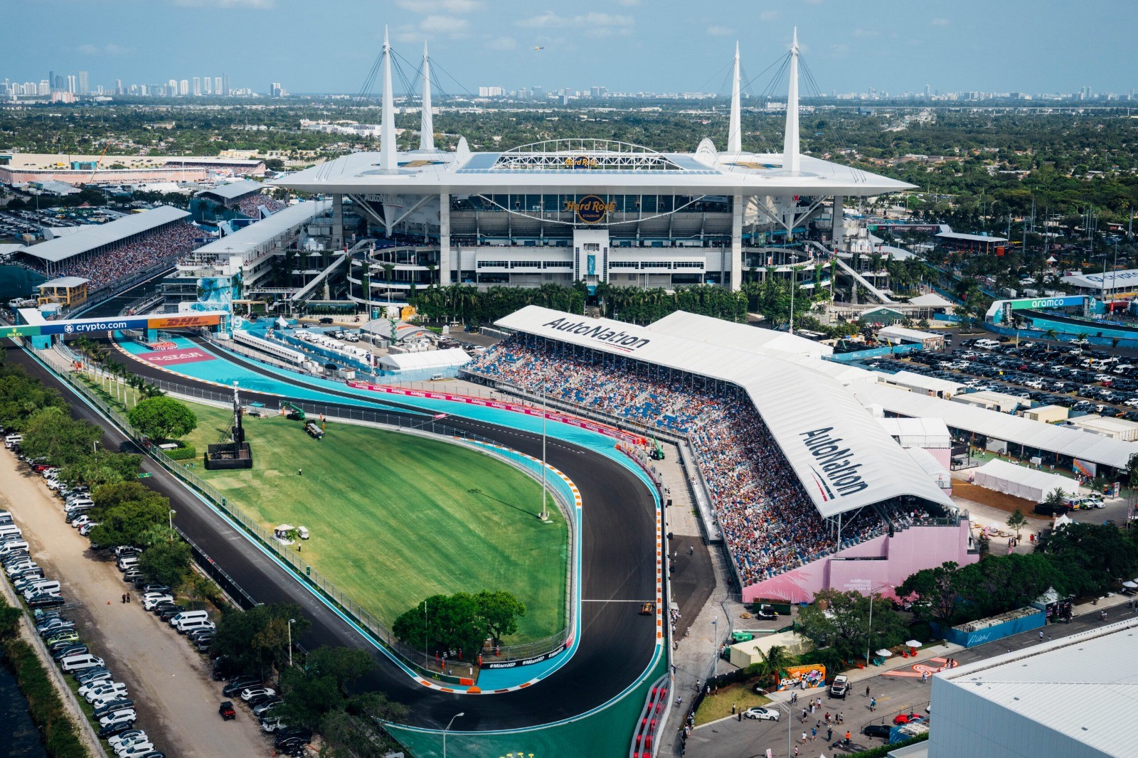 NOSSO Club Expande Fronteiras: A Inauguração em Miami
