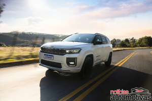 1-jeep-commander-blackhawk-2027-1