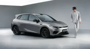 1-lafa5_e-e1775769215445