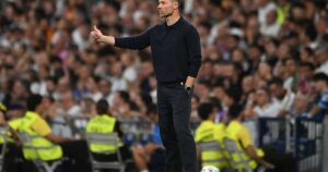Xabi Alonso: Favorito para comandar o Chelsea na próxima temporada