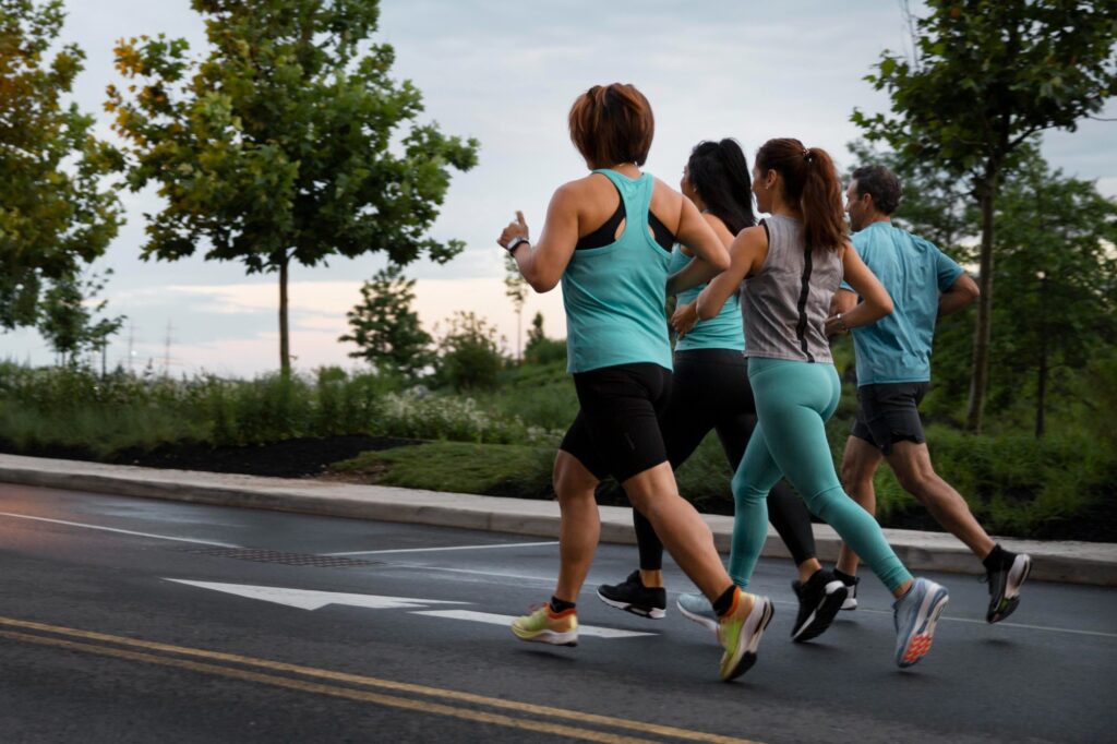 560 min/semana de exercício reduzem risco cardíaco em 30%