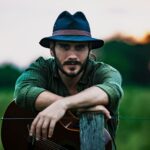 A Revolução de Gabriel Sater: 25 anos de Música e Raízes Caipiras