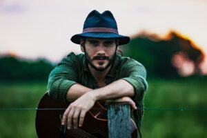 A Revolução de Gabriel Sater: 25 anos de Música e Raízes Caipiras
