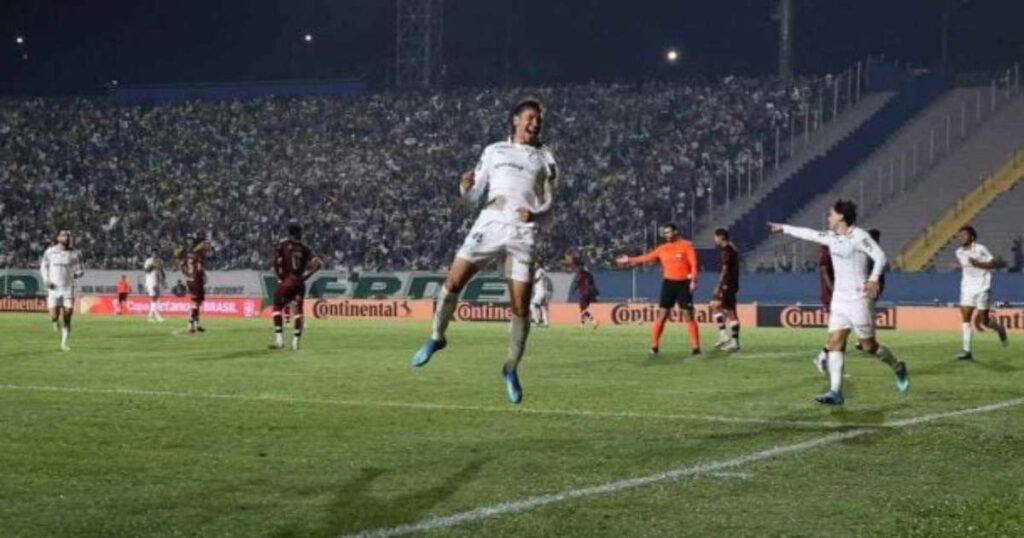 Palmeiras avança com goleada e novos talentos se destacam