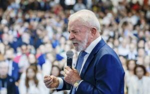Lula insiste na indicação de Jorge Messias para o STF