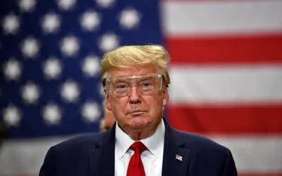 Trump escapa de 4ª ameaça: tiroteio na Casa Branca deixa morto