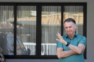 Cirurgia de Bolsonaro: O que isso significa para o futuro político?