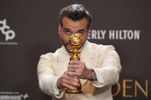 O Globo de Ouro e a Inteligência Artificial: Novas Regras e Implicações