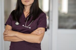 Curso de Enfermagem terá 5 anos e estágio obrigatório de 30%