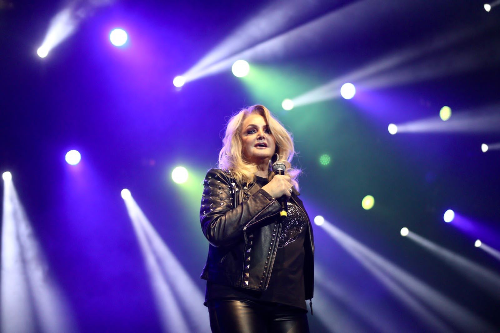 O estado de saúde de Bonnie Tyler: uma atualização e o impacto na música