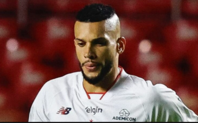 São Paulo rescinde com o zagueiro Dória após ameaças a familiares