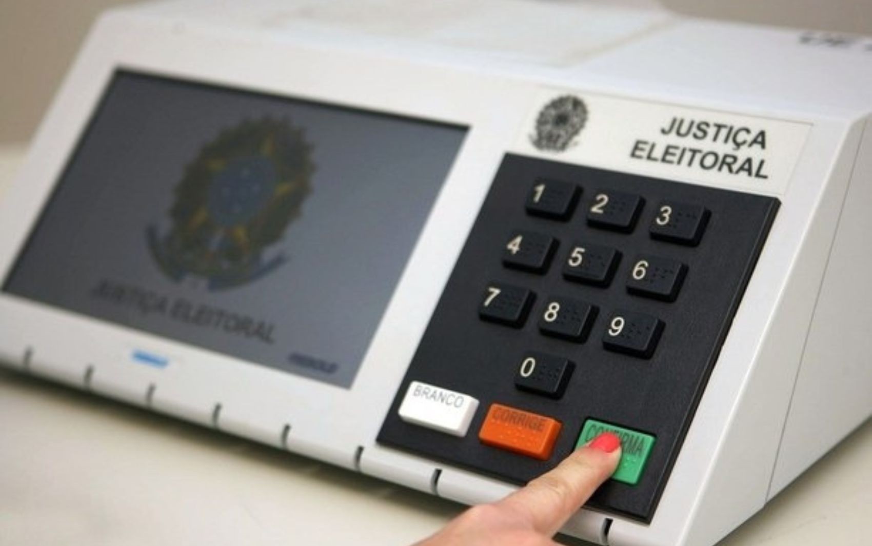 Eleições 2026: O Mapa Eleitoral e os Desafios dos Governadores