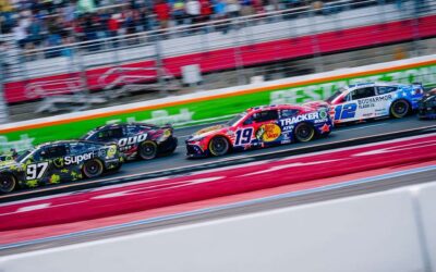 Daniel Suárez vence na NASCAR em corrida interrompida por chuva