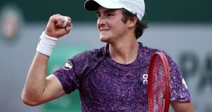 João Fonseca elimina Djokovic e faz história em Roland Garros