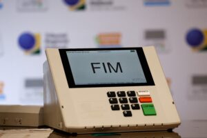 1 milhão de eleitores no exterior: o que muda na eleição de 2026