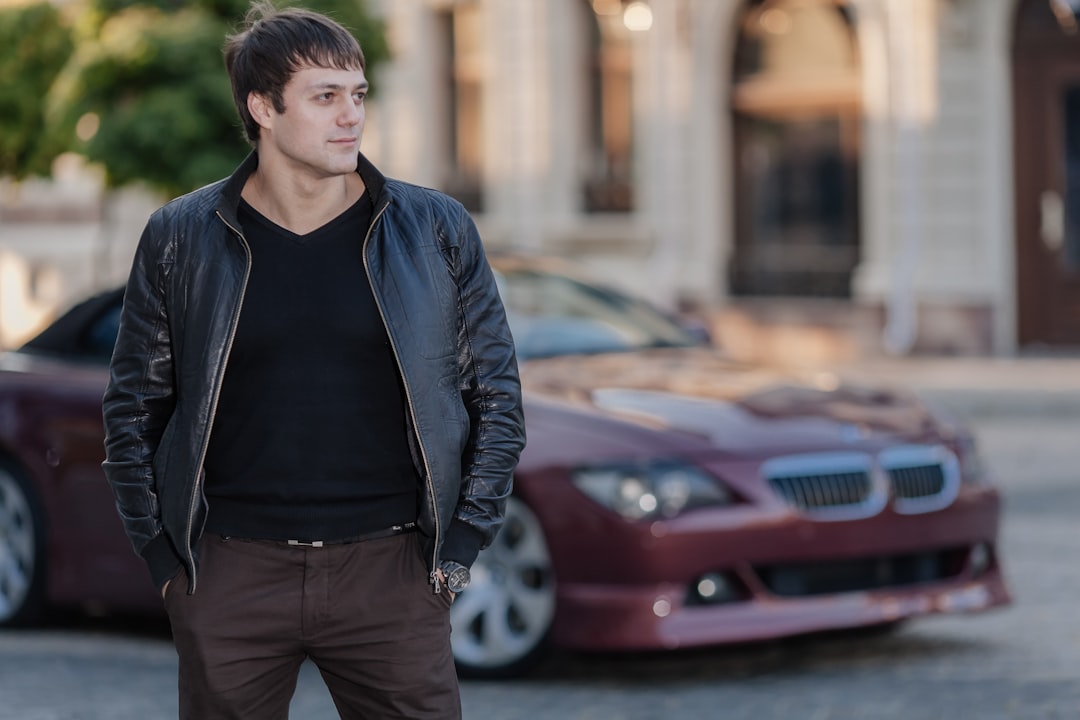 Brasileiro Dublando Pedro Pascal em 'O Mandaloriano e Grogu' Vale o Ingresso?