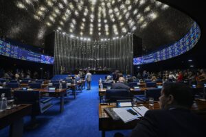 Aposentadoria especial de agentes de saúde é aprovada no Senado
