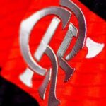 Abner nega contato com Flamengo e foca no Lyon