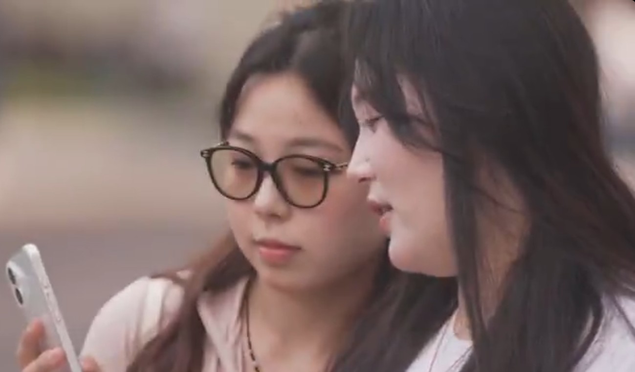 Mulheres solteiras na China desafiam tradição e governo
