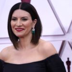 Laura Pausini e Sandy regravam clássico dos anos 90